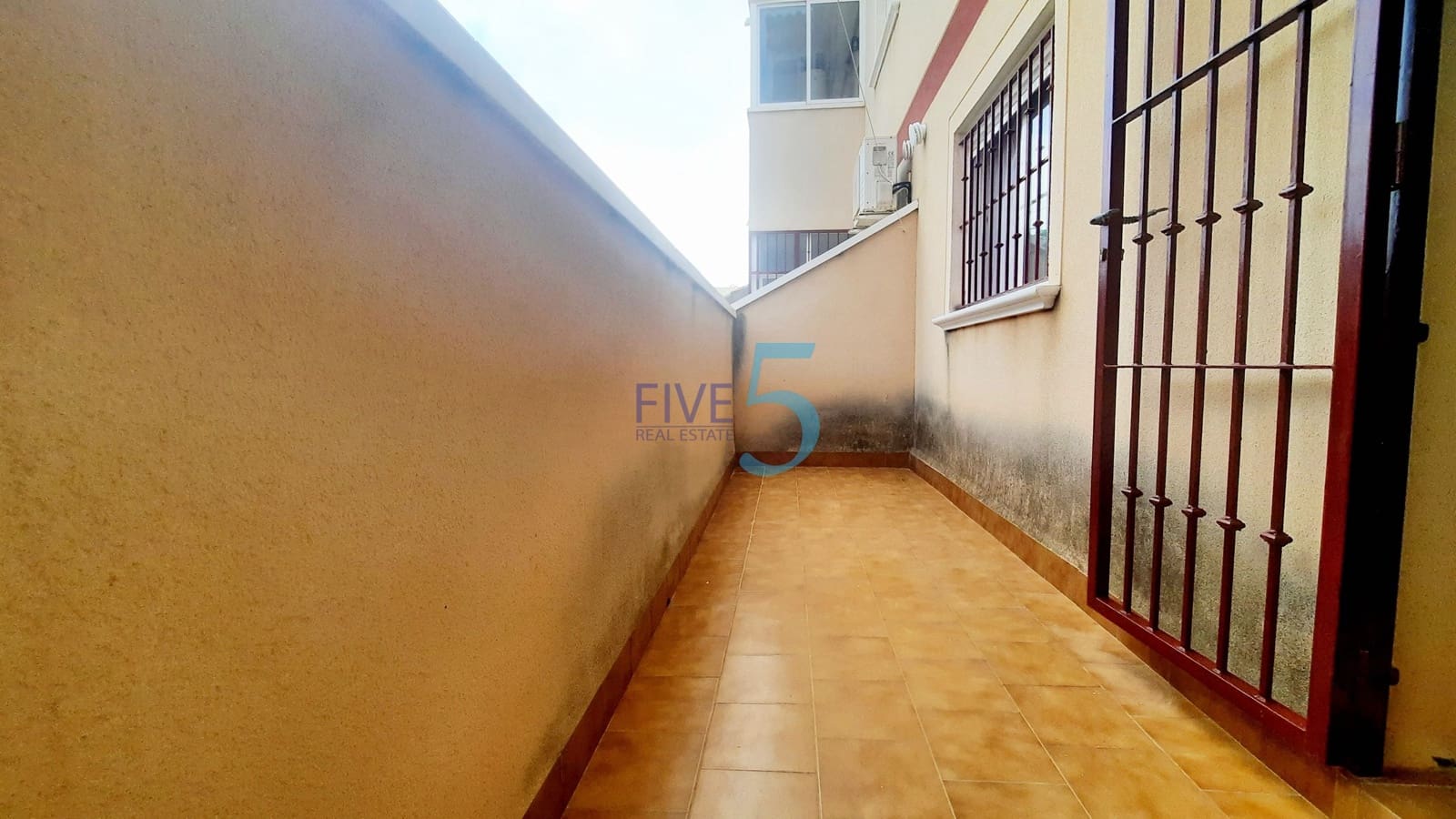 2 bedroom Apartment for sale in San Pedro del Pinatar with pool garage - € 135,000 (Ref: 10085371)