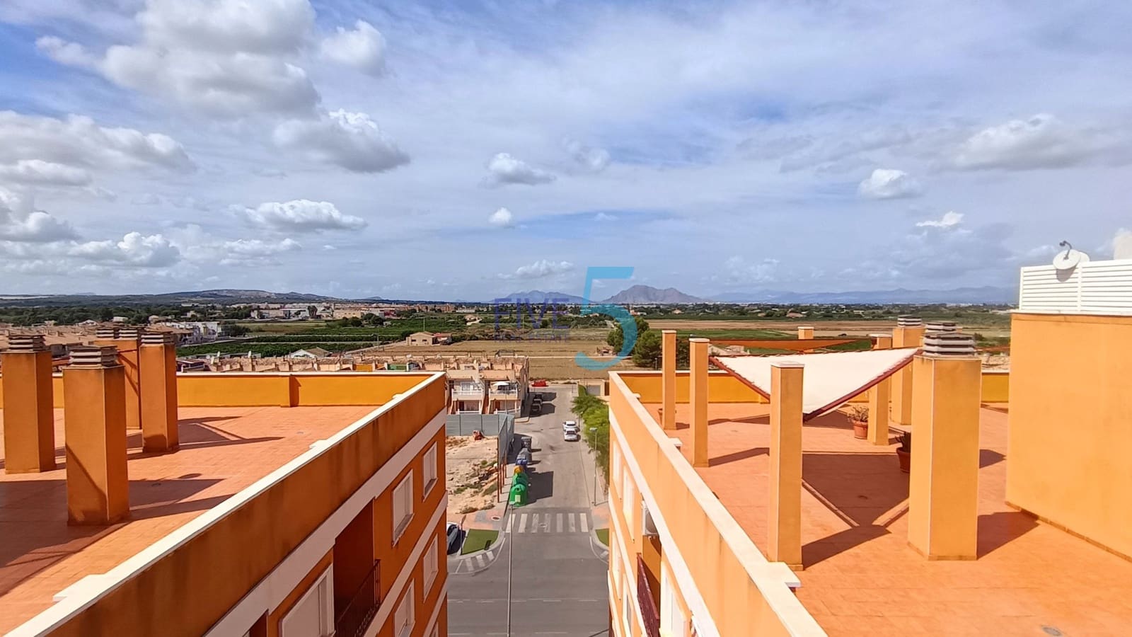 2 slaapkamer Appartement te koop in Formentera del Segura met zwembad - € 99.999 (Ref: 10088504)