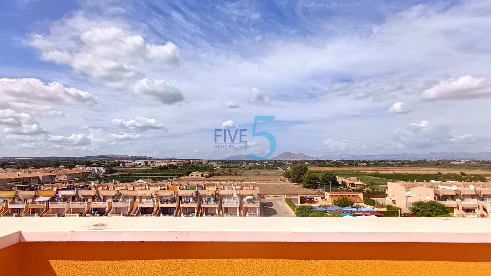 2 slaapkamer Appartement te koop in Formentera del Segura met zwembad - € 99.999 (Ref: 10088504)