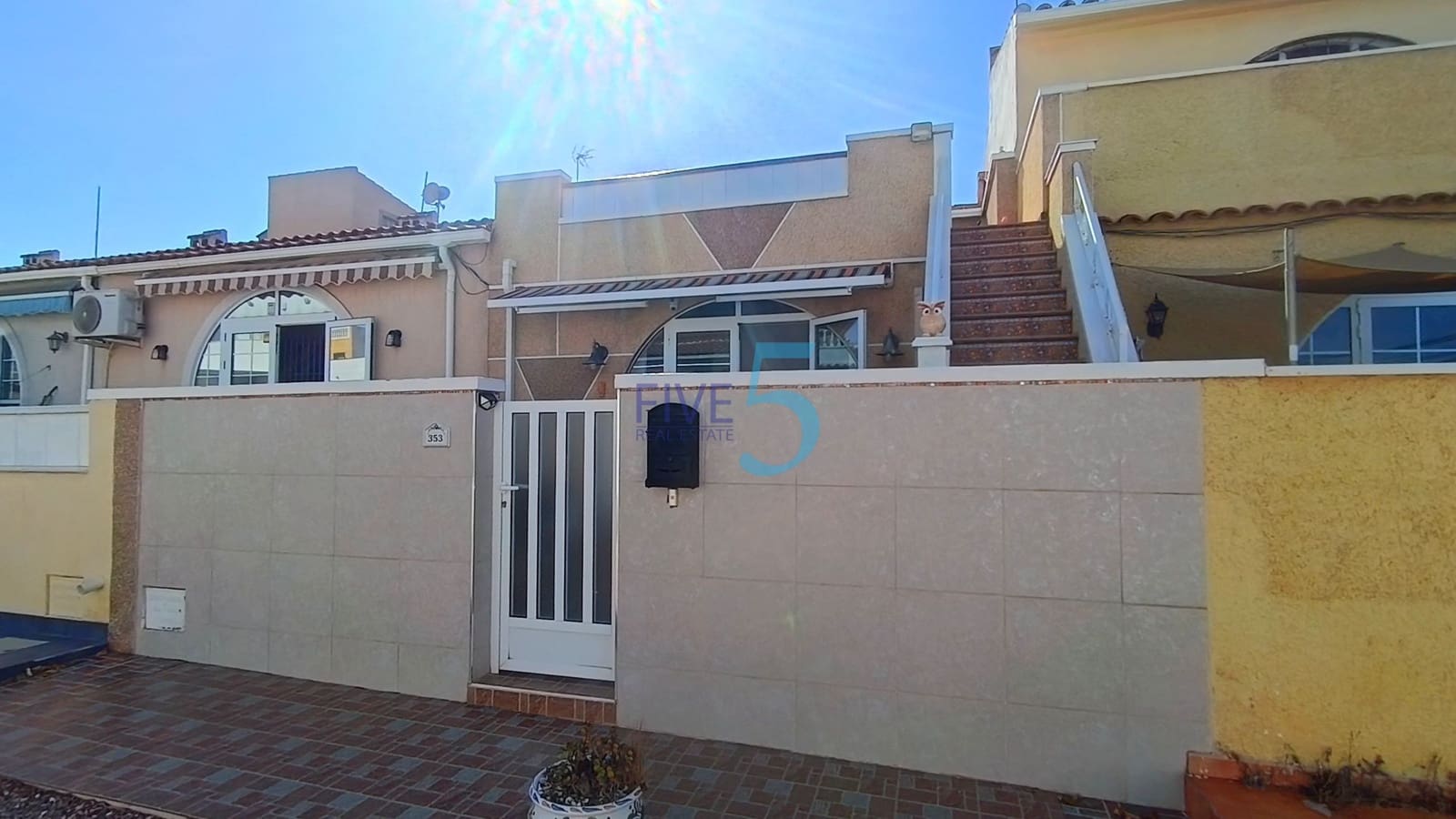 2 soverom Hus til salgs i Torrevieja - € 125 000 (Ref: 10088506)