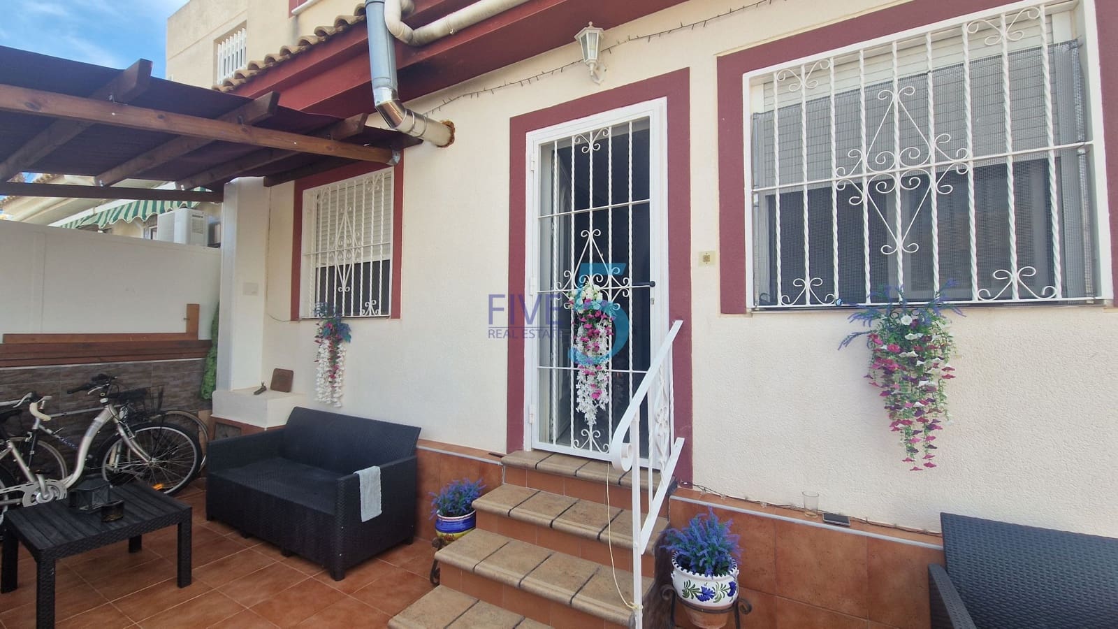 3 slaapkamer Huis te koop in Los Narejos met zwembad garage - € 235.000 (Ref: 10091387)
