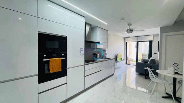 2 makuuhuone Huoneisto myytävänä paikassa Punta Prima, Orihuela mukana uima-altaan 
autotalli - 359 000 € (Ref: 10091569)