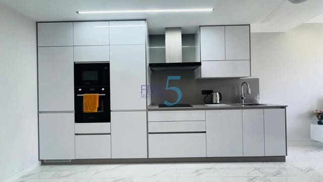 2 makuuhuone Huoneisto myytävänä paikassa Punta Prima, Orihuela mukana uima-altaan 
autotalli - 359 000 € (Ref: 10091569)