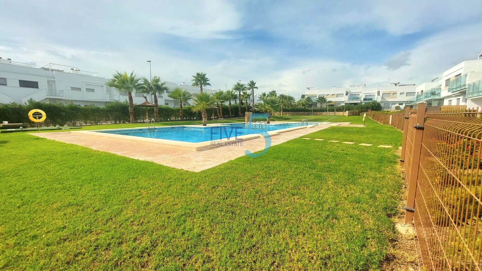 Apartamento de 2 habitaciones en Vistabella en venta con piscina - 259.900 € (Ref: 10093773)