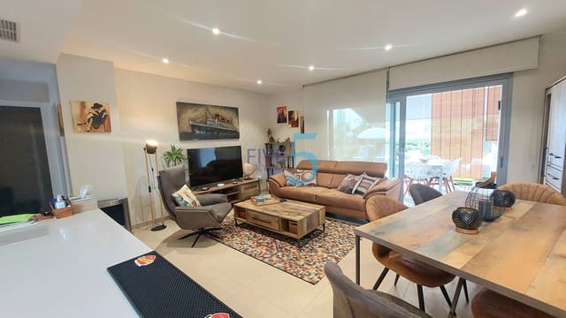 Apartamento de 2 habitaciones en Vistabella, Orihuela en venta con piscina - 259.900 € (Ref: 10093773)