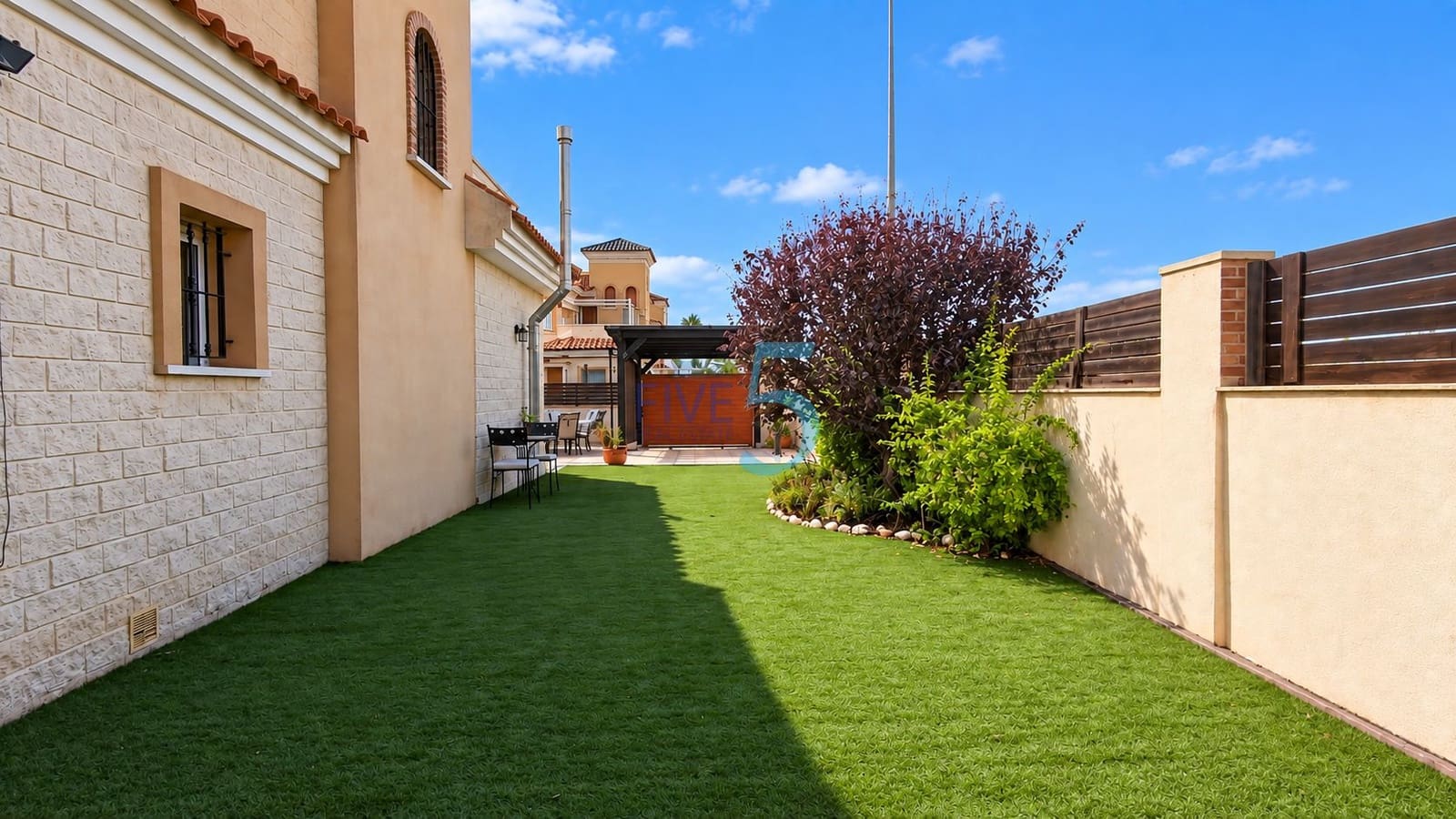 3 soveværelse Villa til salg i El Raso med swimmingpool - € 299.999 (Ref: 10093774)
