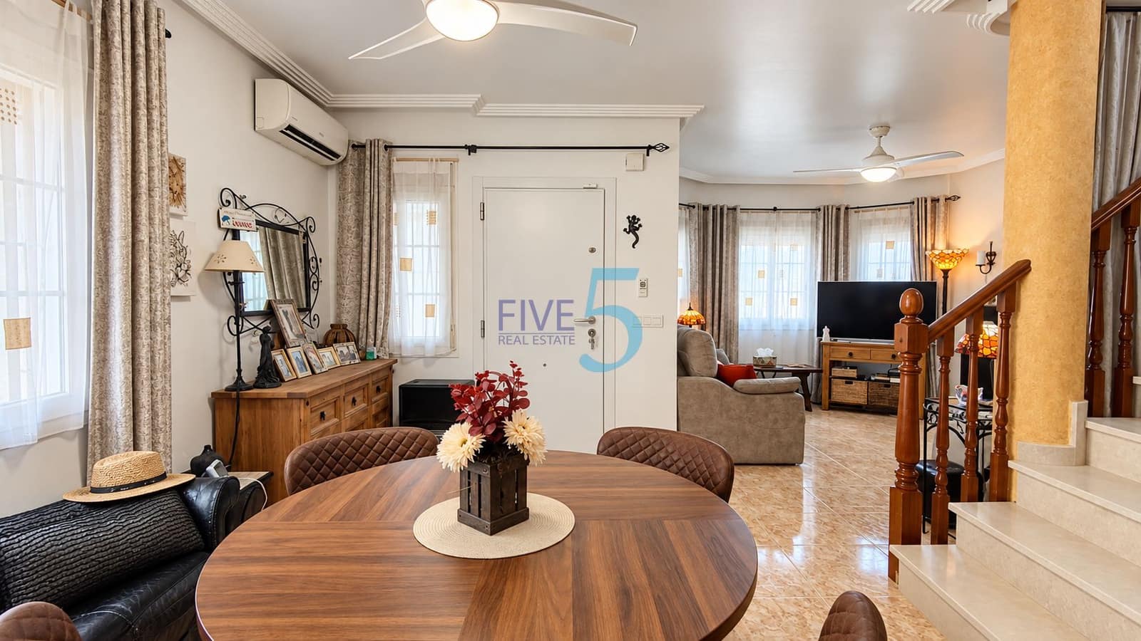 3 soveværelse Villa til salg i El Raso med swimmingpool - € 299.999 (Ref: 10093774)