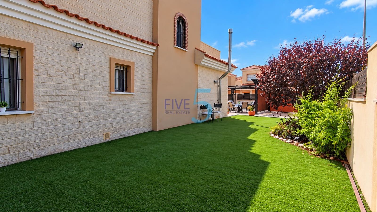 3 soveværelse Villa til salg i El Raso med swimmingpool - € 299.999 (Ref: 10093774)