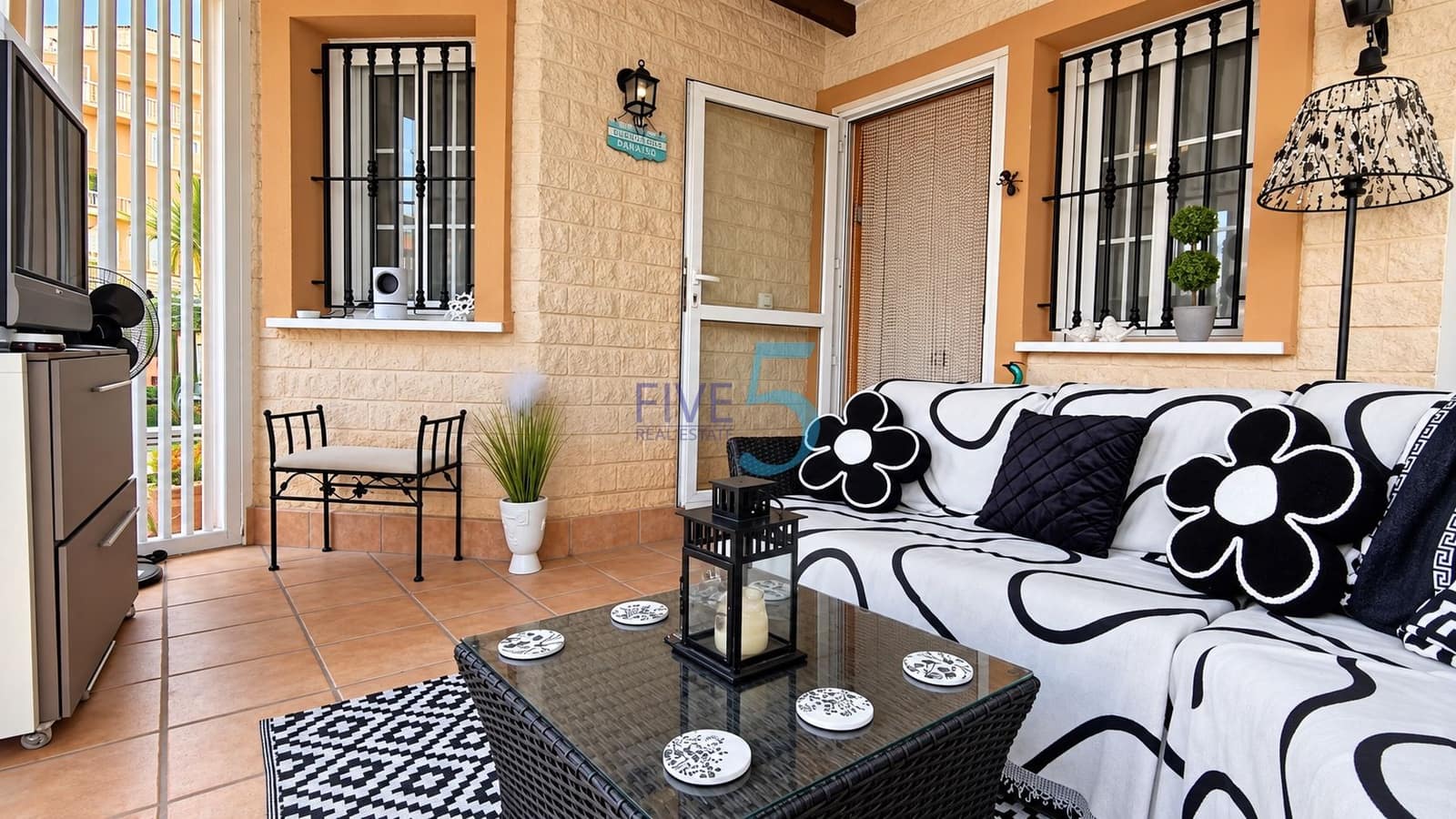 3 soveværelse Villa til salg i El Raso med swimmingpool - € 299.999 (Ref: 10093774)