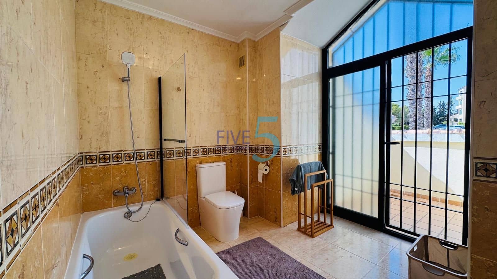 3 sovrum Hus till salu i Campoamor med pool - 307 000 € (Ref: 10093849)
