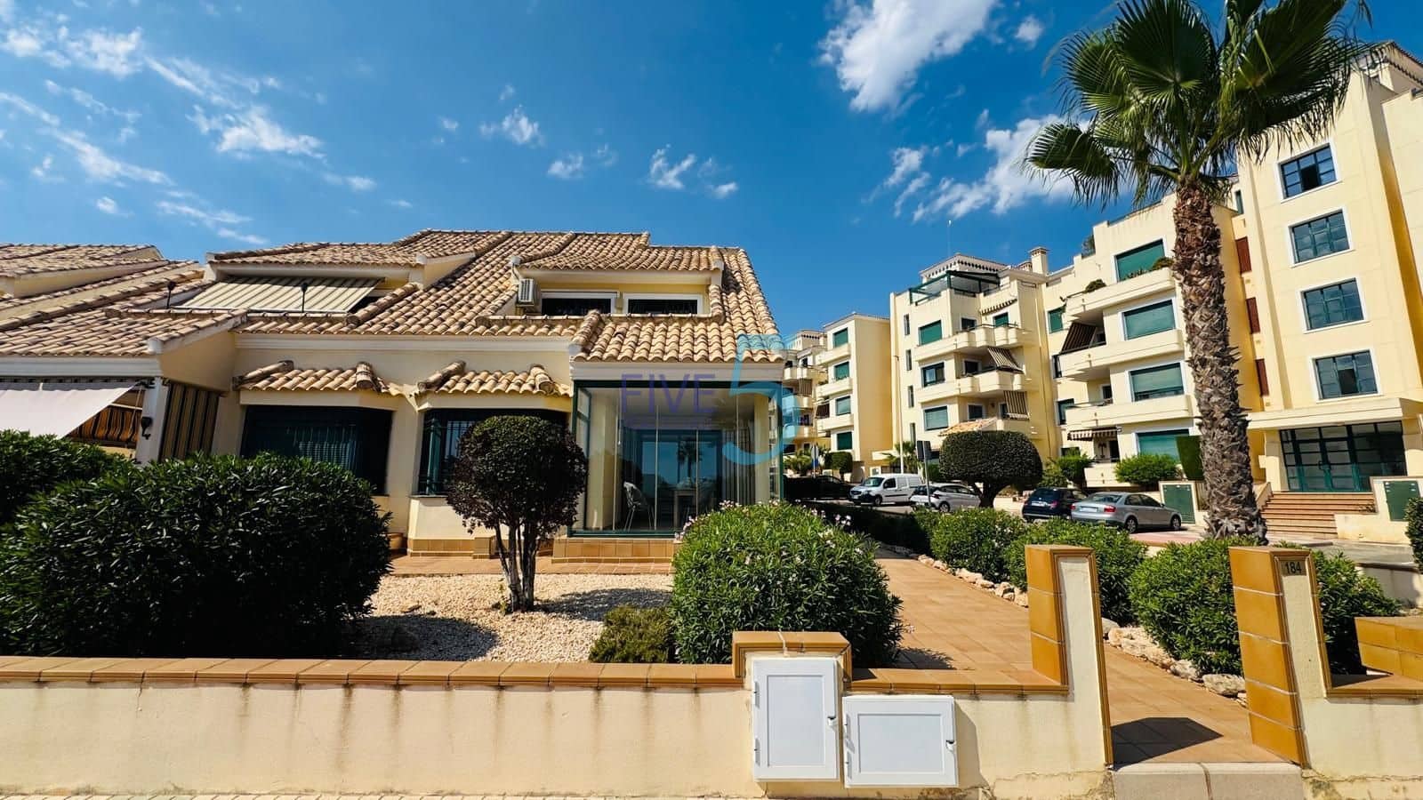 3 sovrum Hus till salu i Campoamor med pool - 307 000 € (Ref: 10093849)