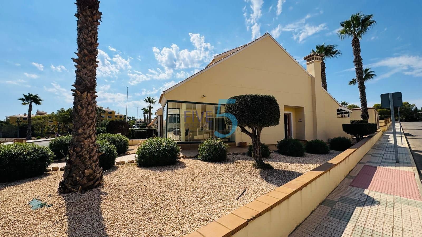 3 sovrum Hus till salu i Campoamor med pool - 307 000 € (Ref: 10093849)