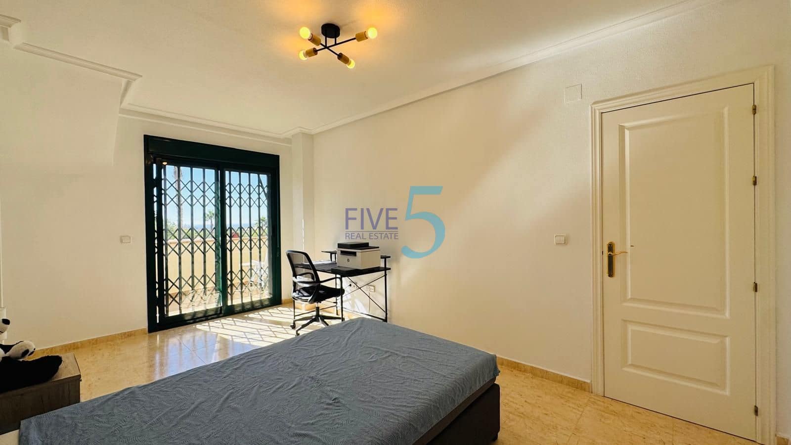 3 sovrum Hus till salu i Campoamor med pool - 307 000 € (Ref: 10093849)