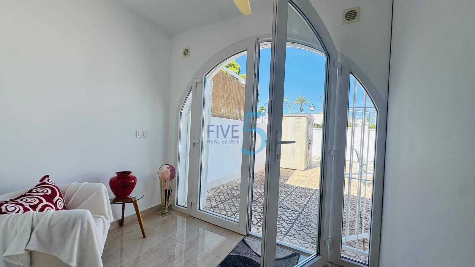 2 Zimmer Bungalow zu verkaufen in Villamartin - 169.000 € (Ref: 10093850)