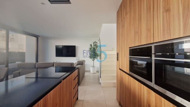 6 Zimmer Villa zu verkaufen in Torre-Pacheco mit Pool Garage - 540.000 € (Ref: 10094821)