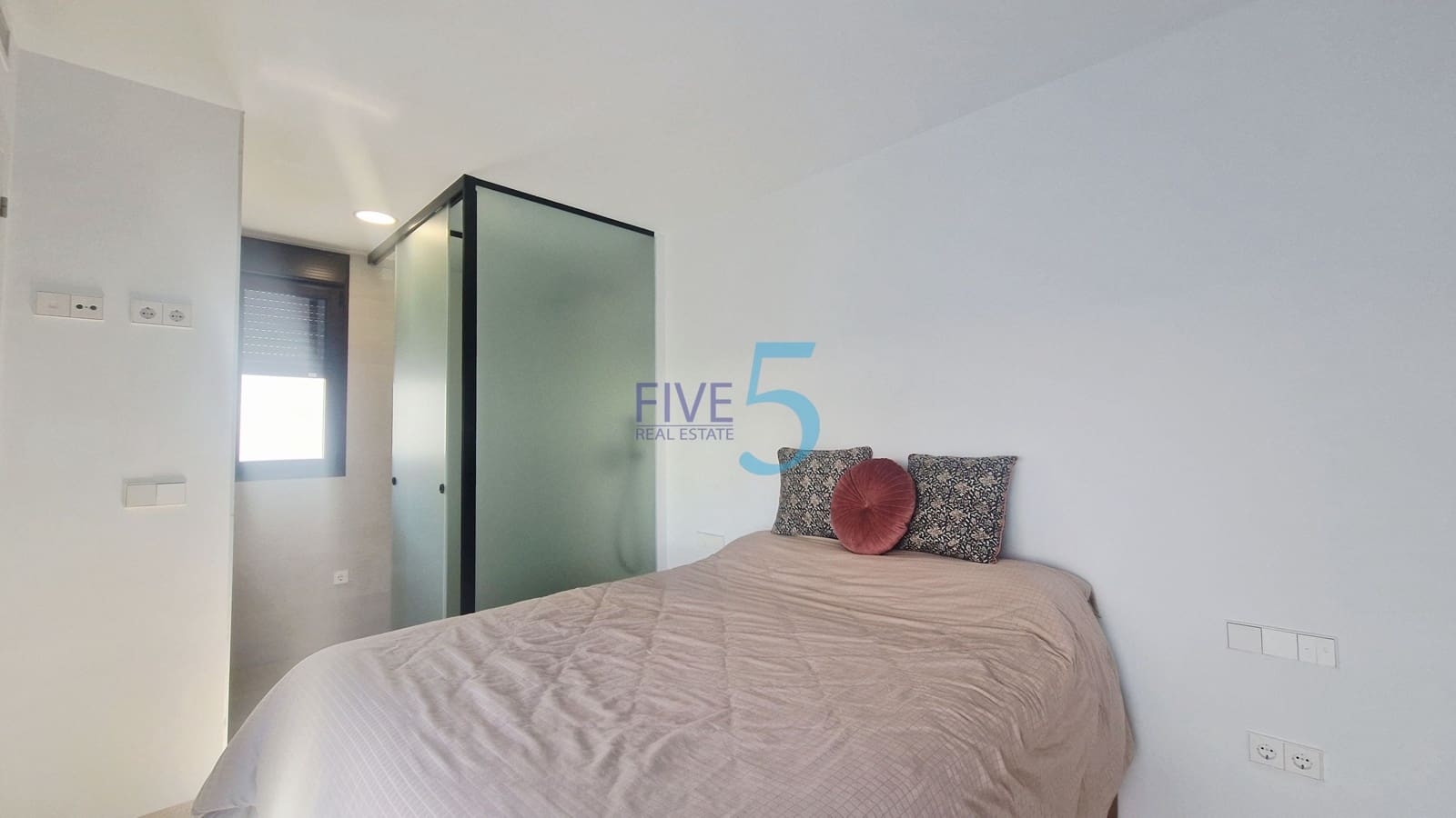 6 Zimmer Villa zu verkaufen in Torre-Pacheco mit Pool Garage - 540.000 € (Ref: 10094821)