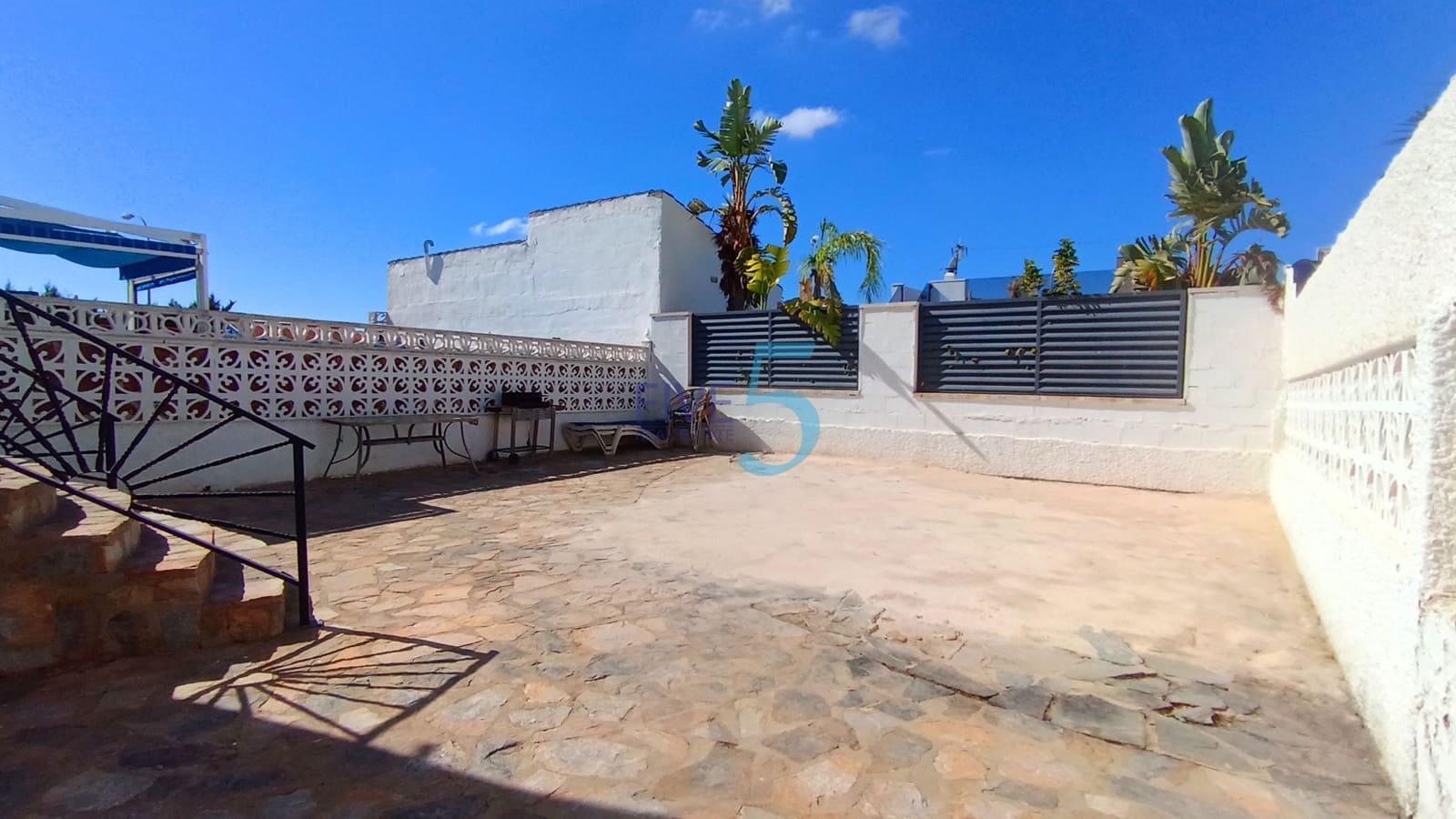 2 soveværelse Villa til salg i Torrevieja - € 159.999 (Ref: 10095349)
