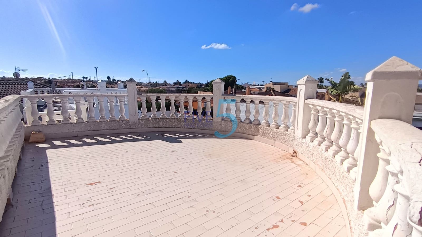 2 soveværelse Villa til salg i Torrevieja - € 159.999 (Ref: 10095349)