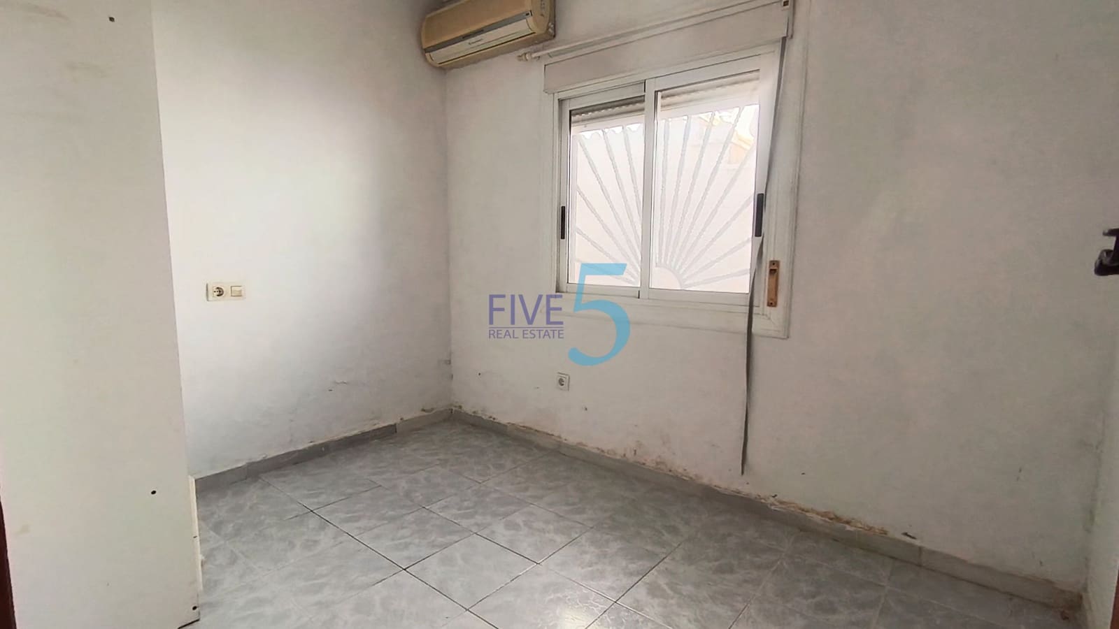 2 soveværelse Villa til salg i Torrevieja - € 159.999 (Ref: 10095349)