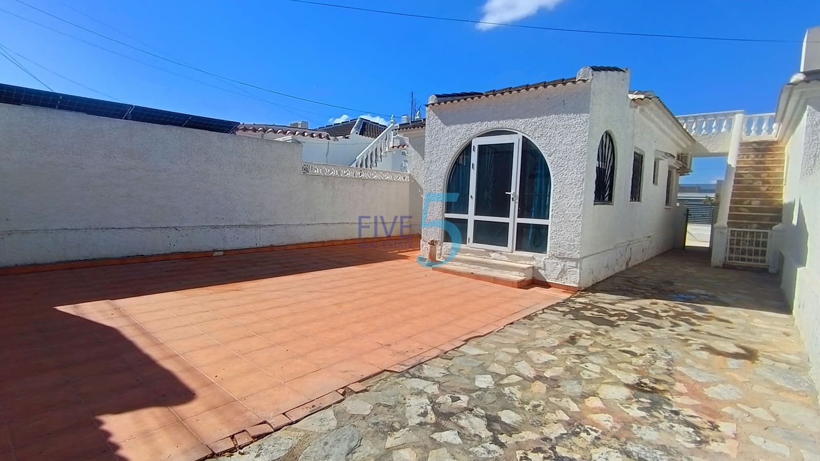 2 soveværelse Villa til salg i Torrevieja - € 159.999 (Ref: 10095349)