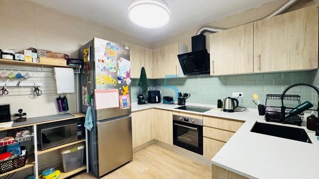 3 chambre Maison de Ville à vendre à Villamartin, Orihuela avec piscine garage - 255 000 € (Ref: 10097282)