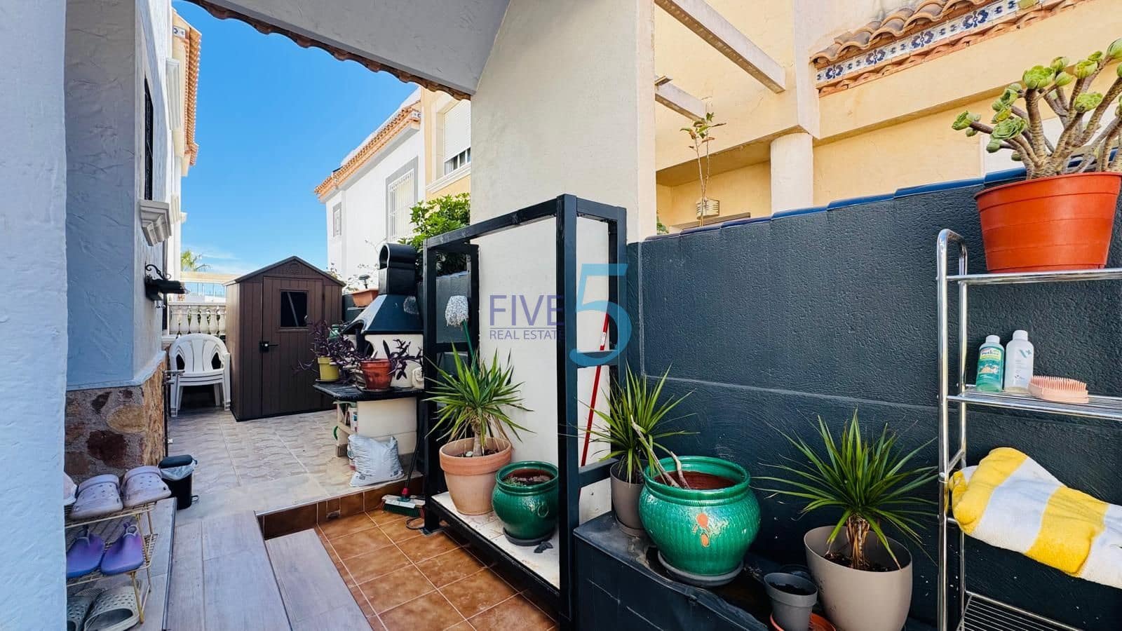 3 chambre Maison de Ville à vendre à Villamartin avec piscine garage - 255 000 € (Ref: 10097282)