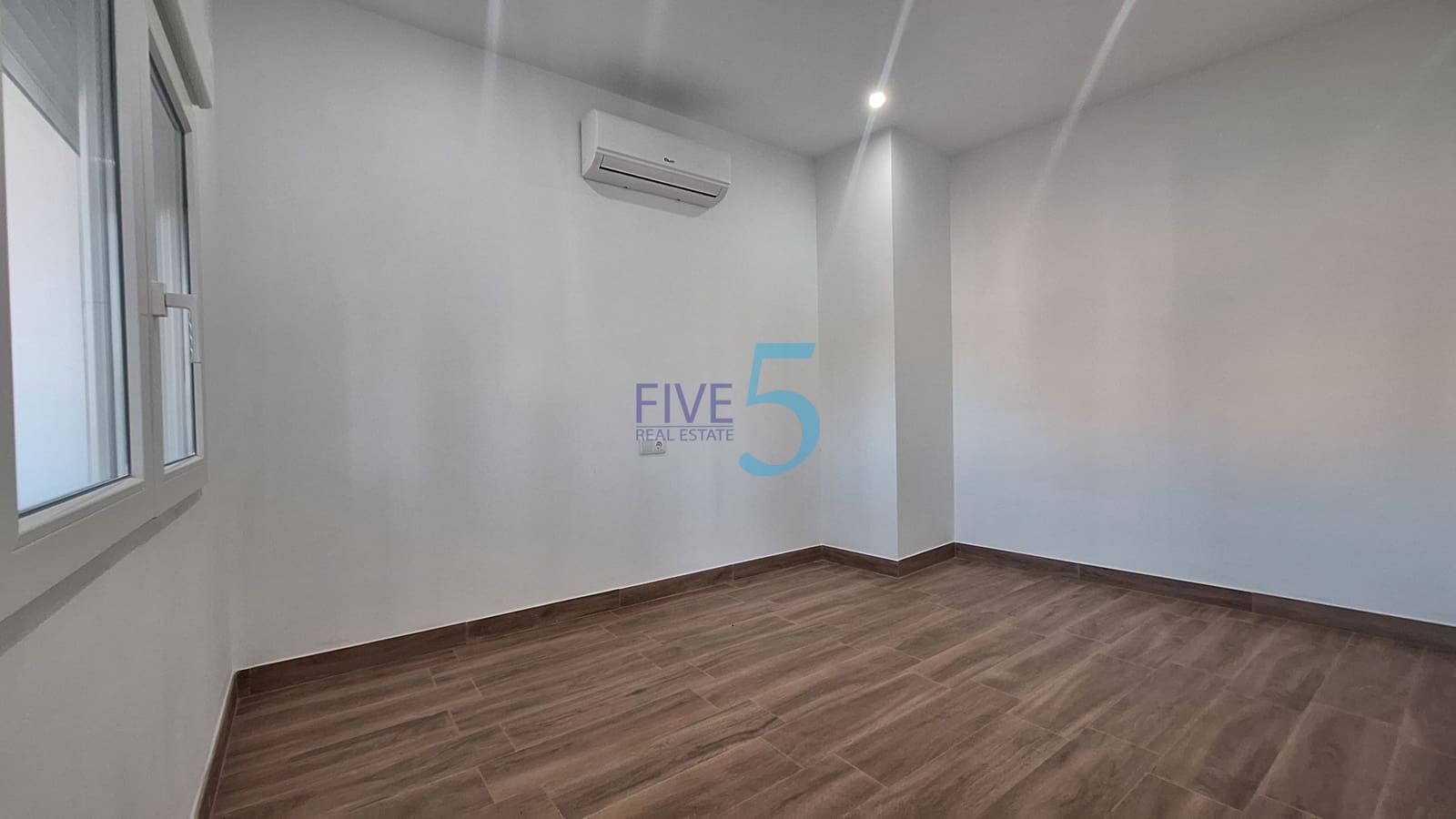 2 quarto Apartamento para venda em Torrevieja com piscina - 143 000 € (Ref: 10097398)