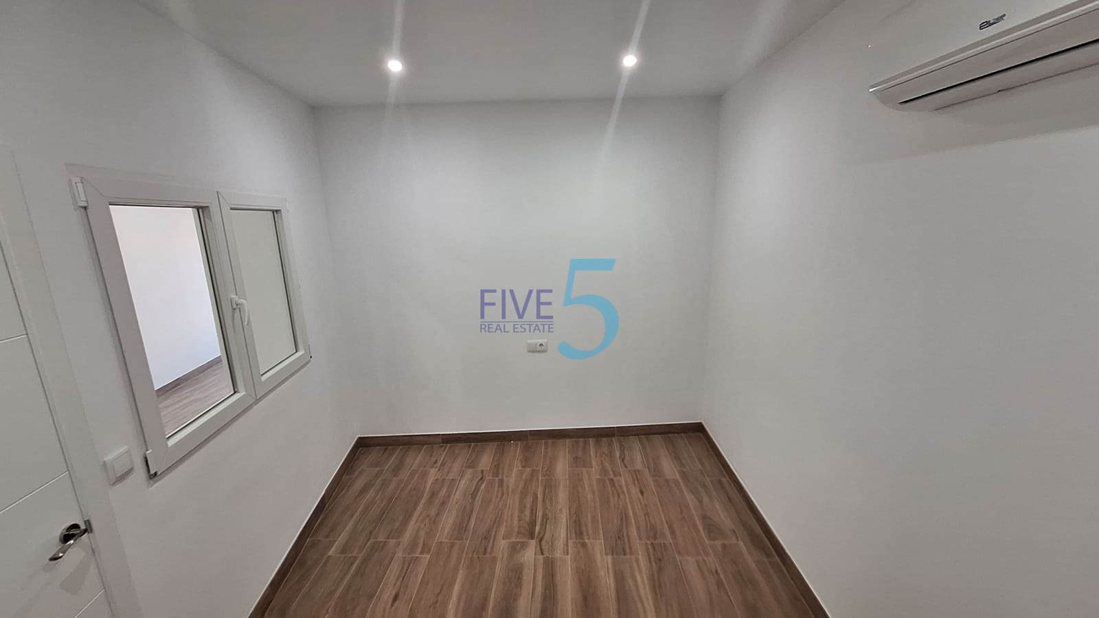 2 quarto Apartamento para venda em Torrevieja com piscina - 143 000 € (Ref: 10097398)