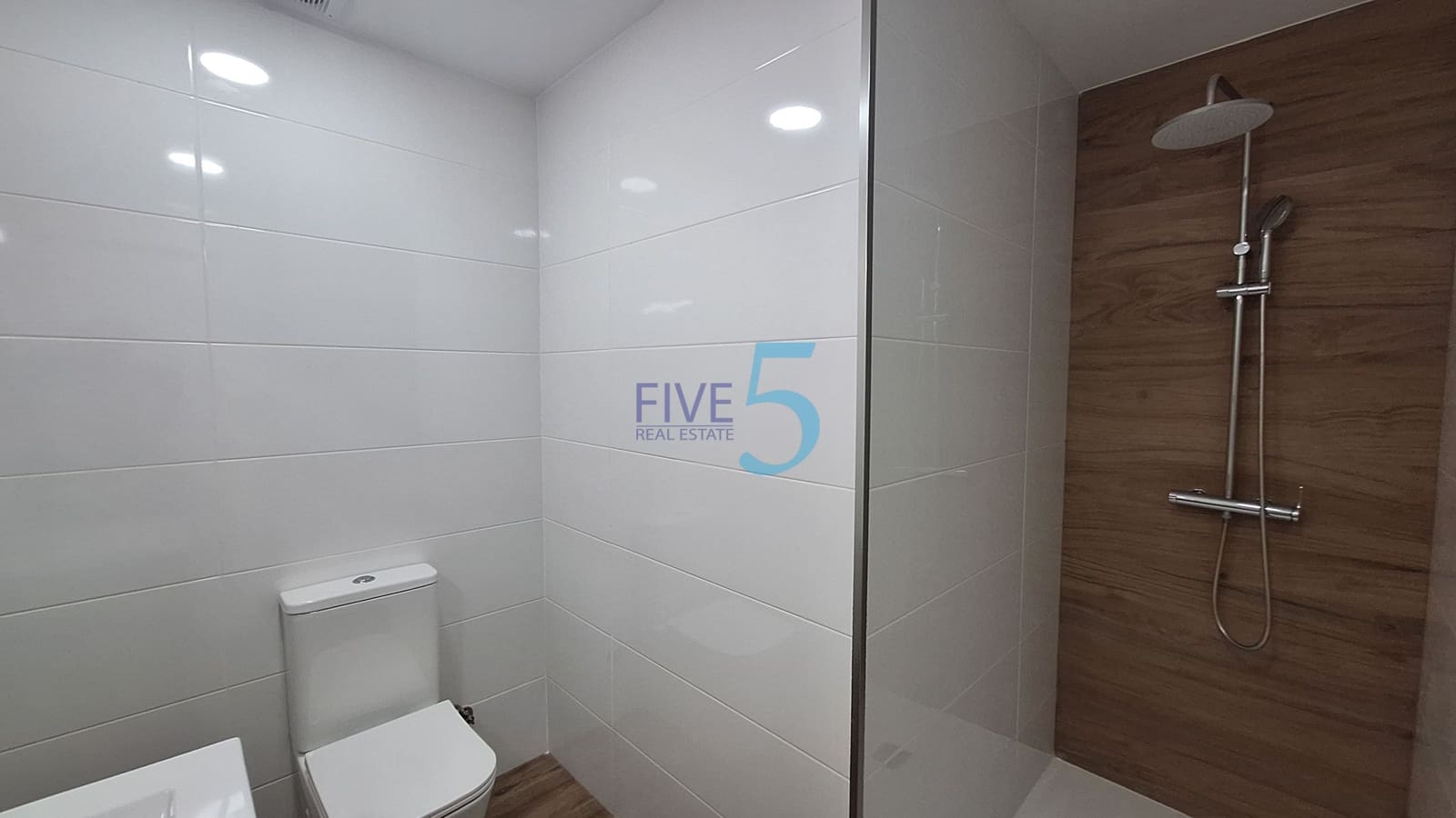2 quarto Apartamento para venda em Torrevieja com piscina - 143 000 € (Ref: 10097398)