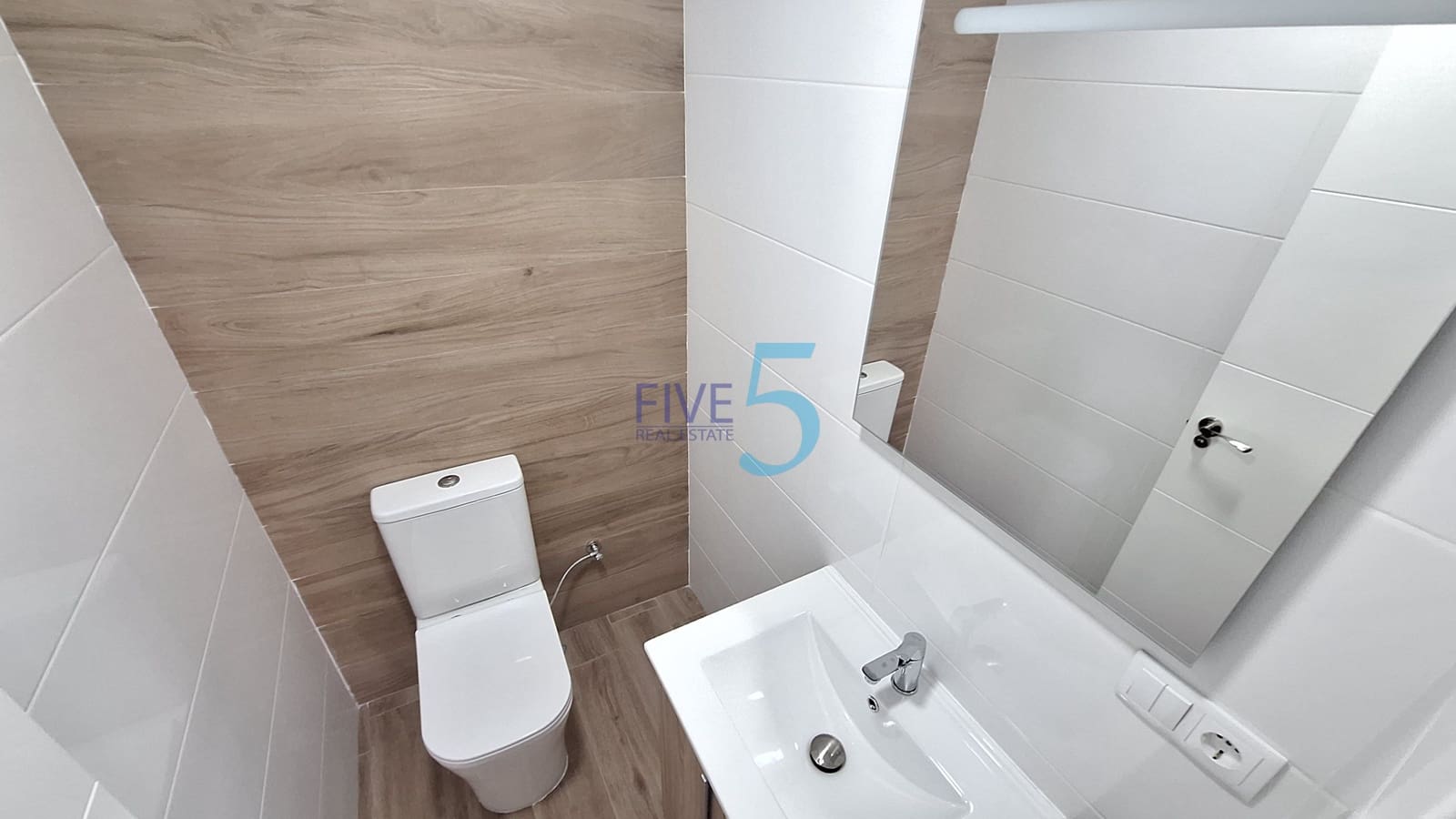 2 quarto Apartamento para venda em Torrevieja com piscina - 143 000 € (Ref: 10097398)