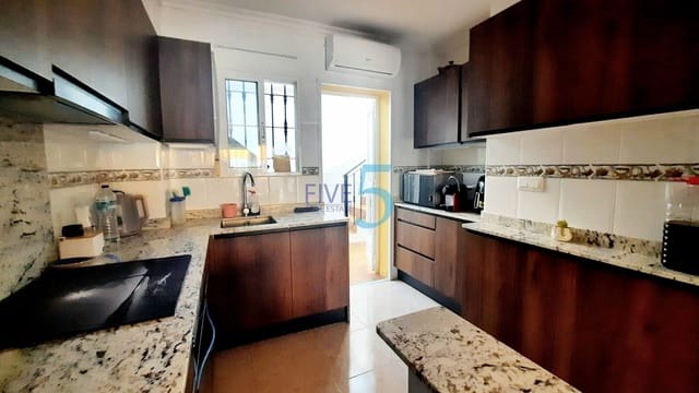 Casa de 3 habitaciones en Pilar de la Horadada en venta - 259.950 € (Ref: 10097399)