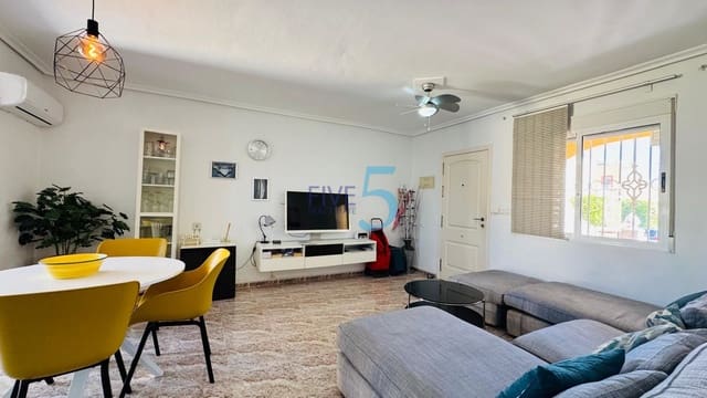 Apartamento de 2 habitaciones en La Regia, Orihuela en venta con piscina garaje - 195.000 € (Ref: 10097400)