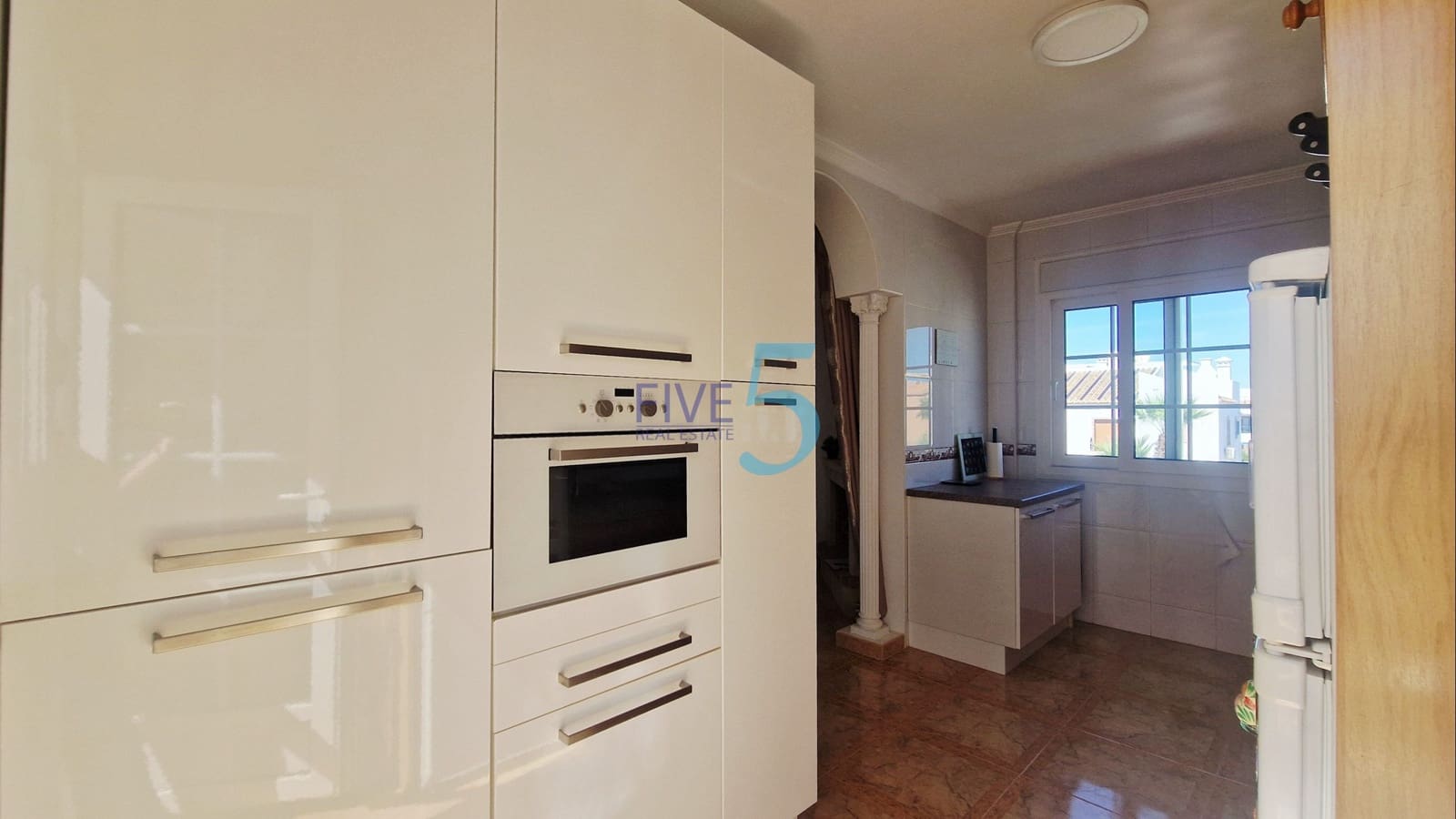2 soverom Leilighet til salgs i Villamartin med svømmebasseng garasje - € 169 999 (Ref: 10099035)