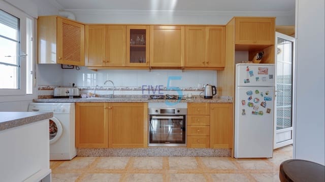 2 soveværelse Lejlighed til salg i Villamartin, Orihuela med swimmingpool garage - € 169.999 (Ref: 10099035)