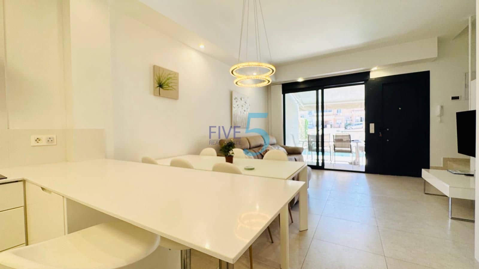 3 sovrum Hus till salu i Villamartin med pool - 324 900 € (Ref: 10099513)