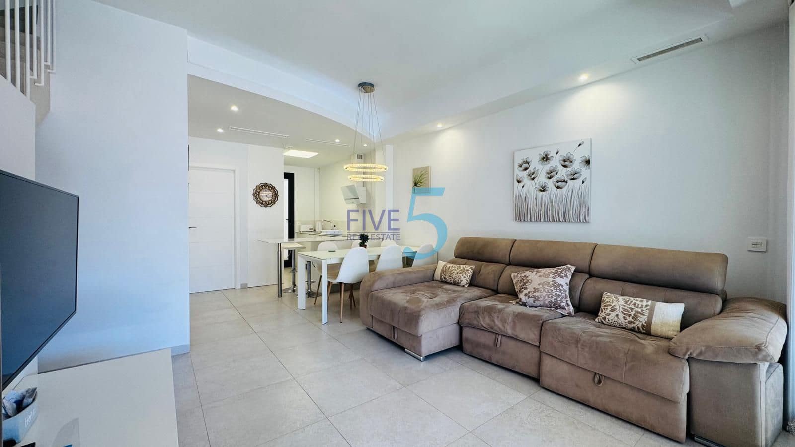 3 sovrum Hus till salu i Villamartin med pool - 324 900 € (Ref: 10099513)
