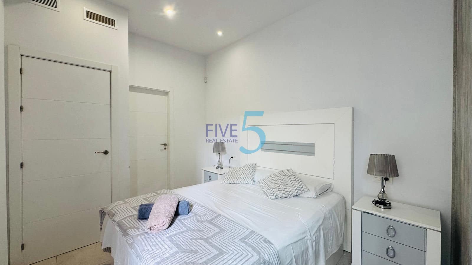 3 sovrum Hus till salu i Villamartin med pool - 324 900 € (Ref: 10099513)