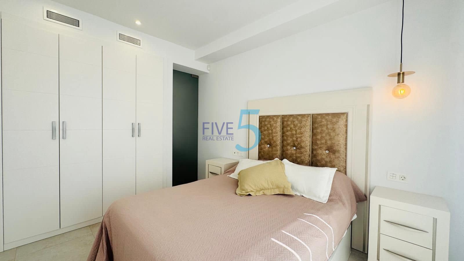 3 sovrum Hus till salu i Villamartin med pool - 324 900 € (Ref: 10099513)