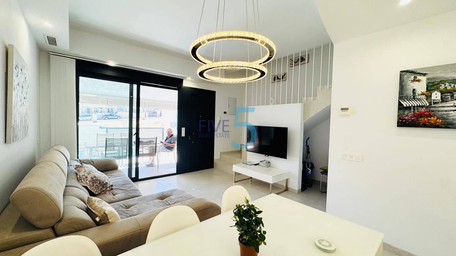 3 sovrum Hus till salu i Villamartin med pool - 324 900 € (Ref: 10099513)