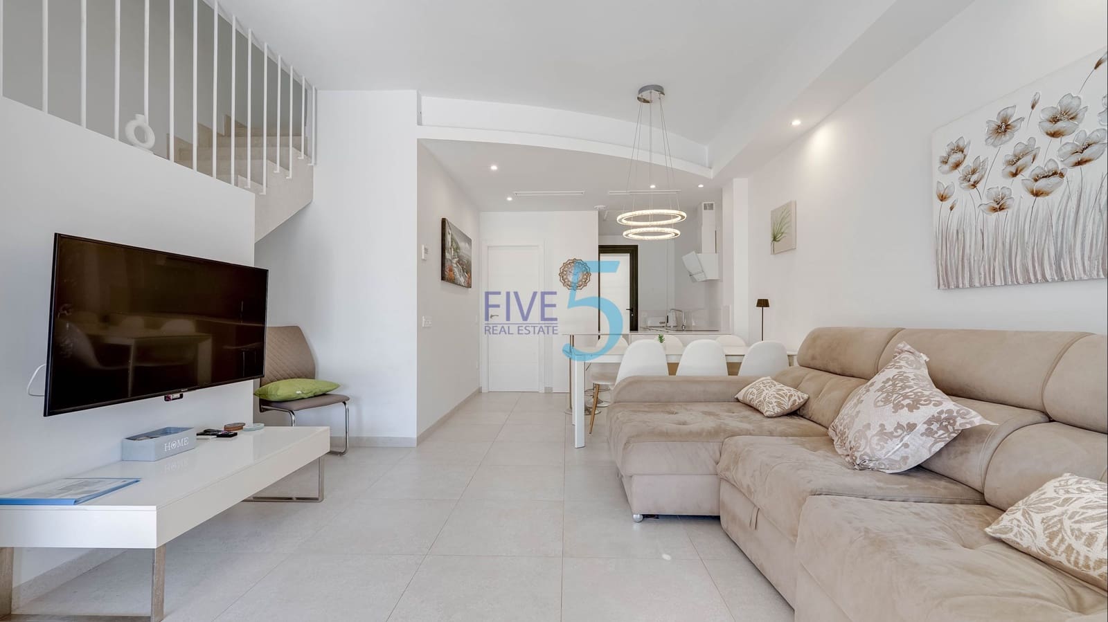 3 bedroom Townhouse for sale in Villamartin with pool - € 324,900 (Ref: 10099513)