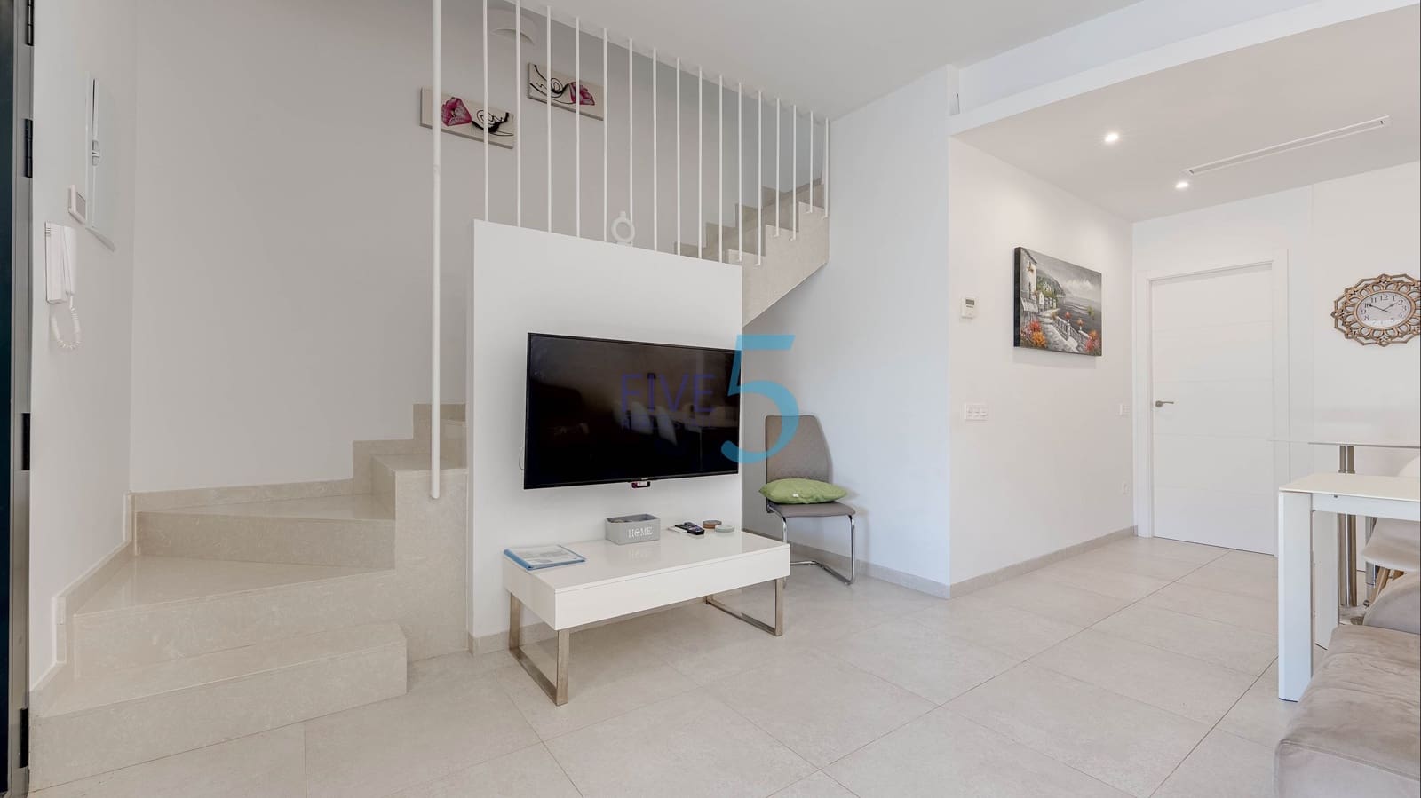 3 bedroom Townhouse for sale in Villamartin with pool - € 324,900 (Ref: 10099513)