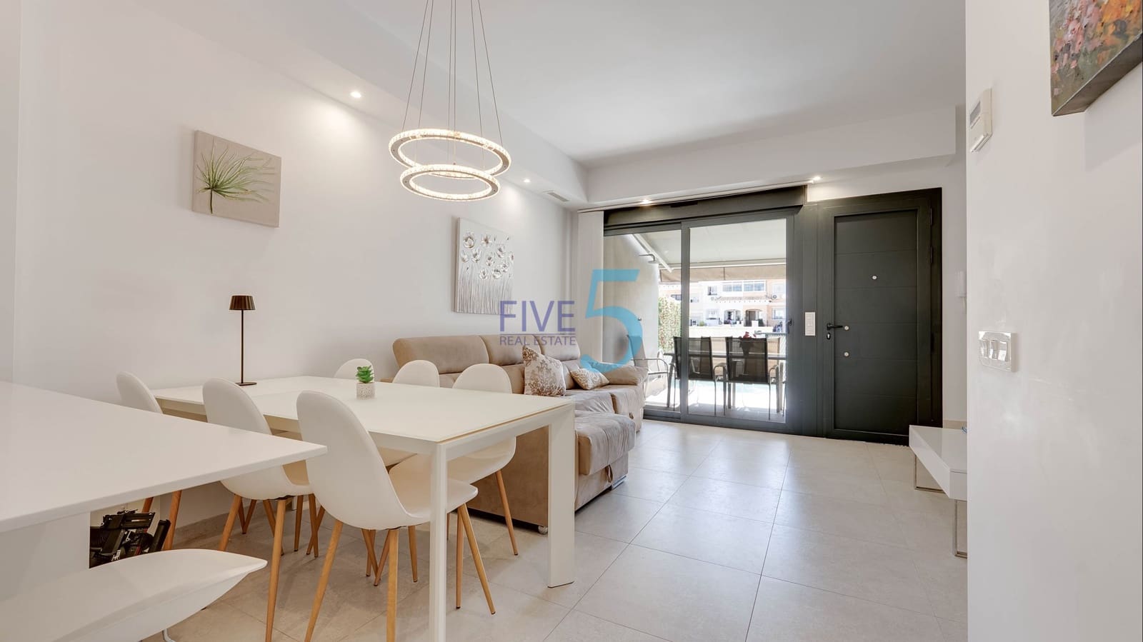 3 bedroom Townhouse for sale in Villamartin with pool - € 324,900 (Ref: 10099513)