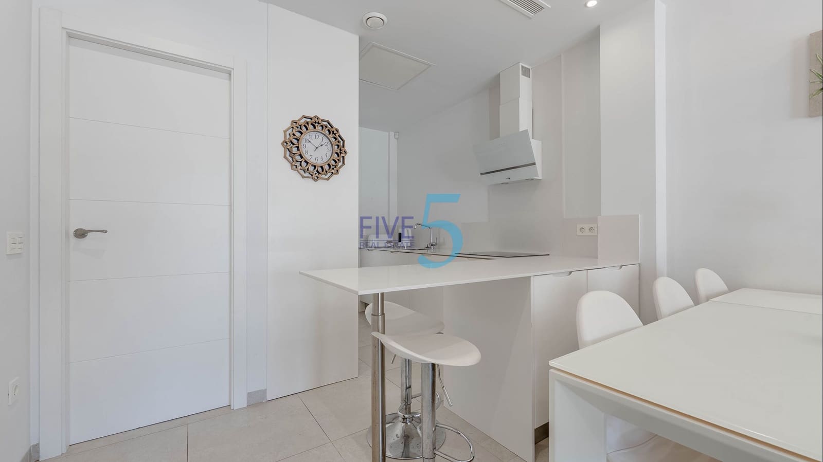 3 bedroom Townhouse for sale in Villamartin with pool - € 324,900 (Ref: 10099513)
