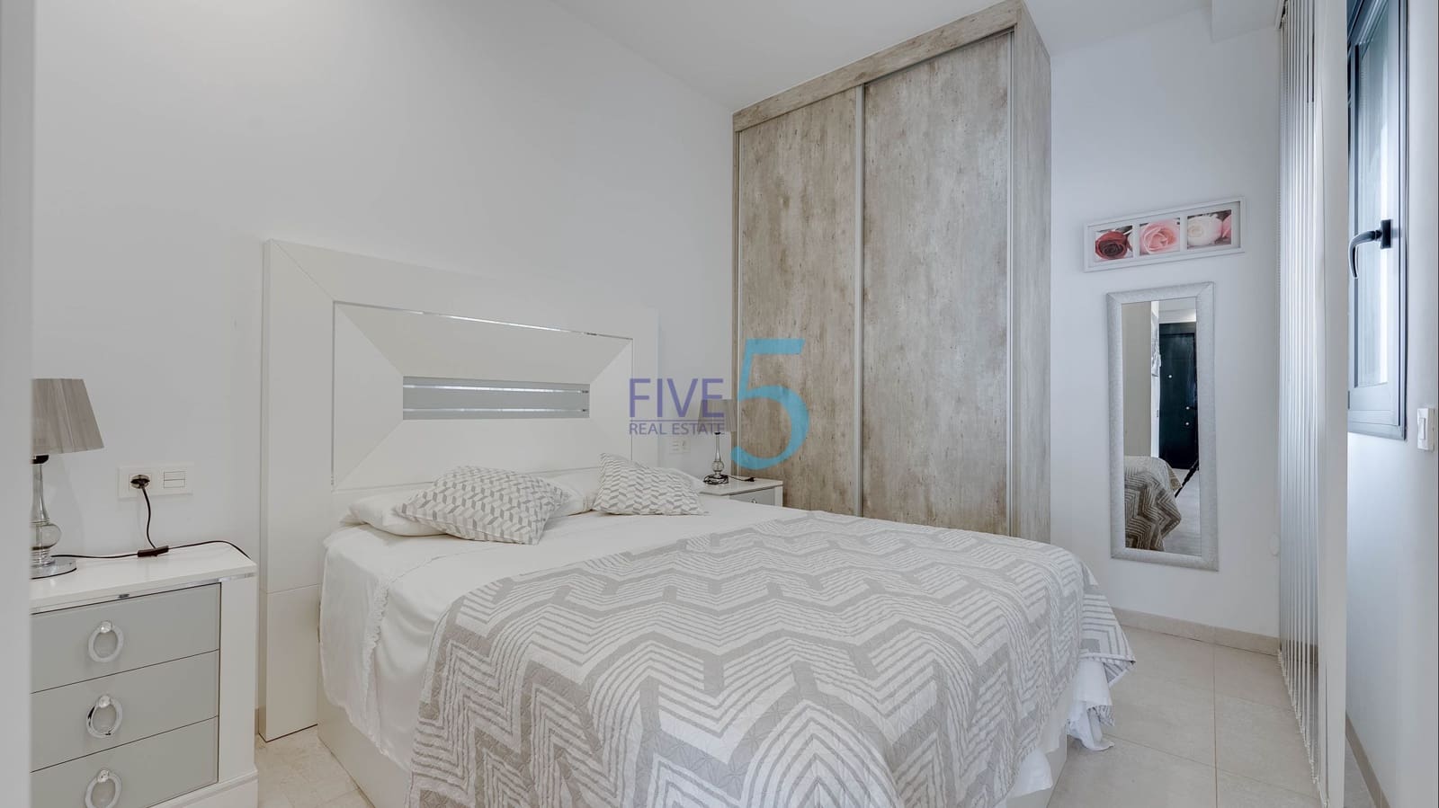 3 bedroom Townhouse for sale in Villamartin with pool - € 324,900 (Ref: 10099513)