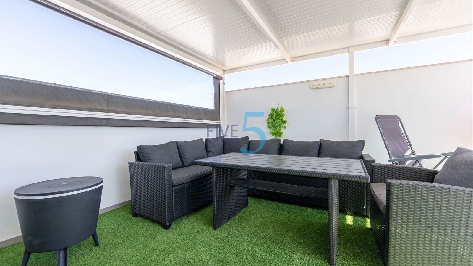 3 bedroom Townhouse for sale in Villamartin with pool - € 324,900 (Ref: 10099513)