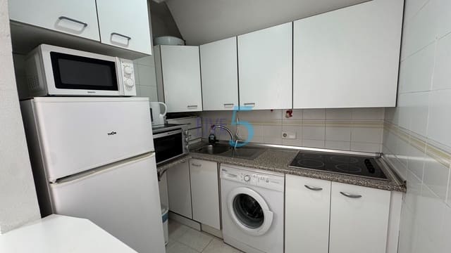 1 soveværelse Lejlighed til salg i Torrevieja med swimmingpool - € 107.500 (Ref: 10099514)