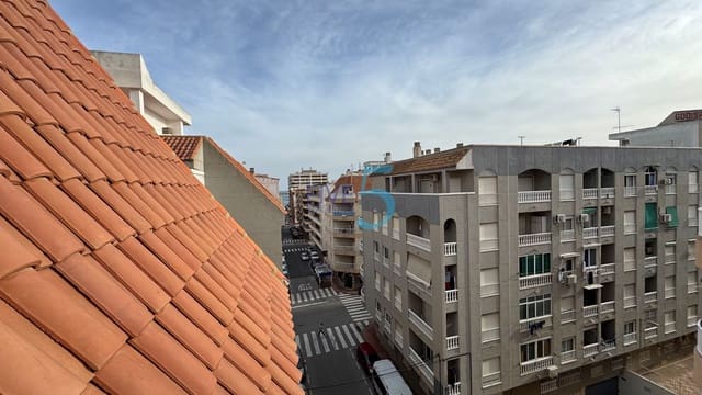 1 soveværelse Lejlighed til salg i Torrevieja med swimmingpool - € 107.500 (Ref: 10099514)