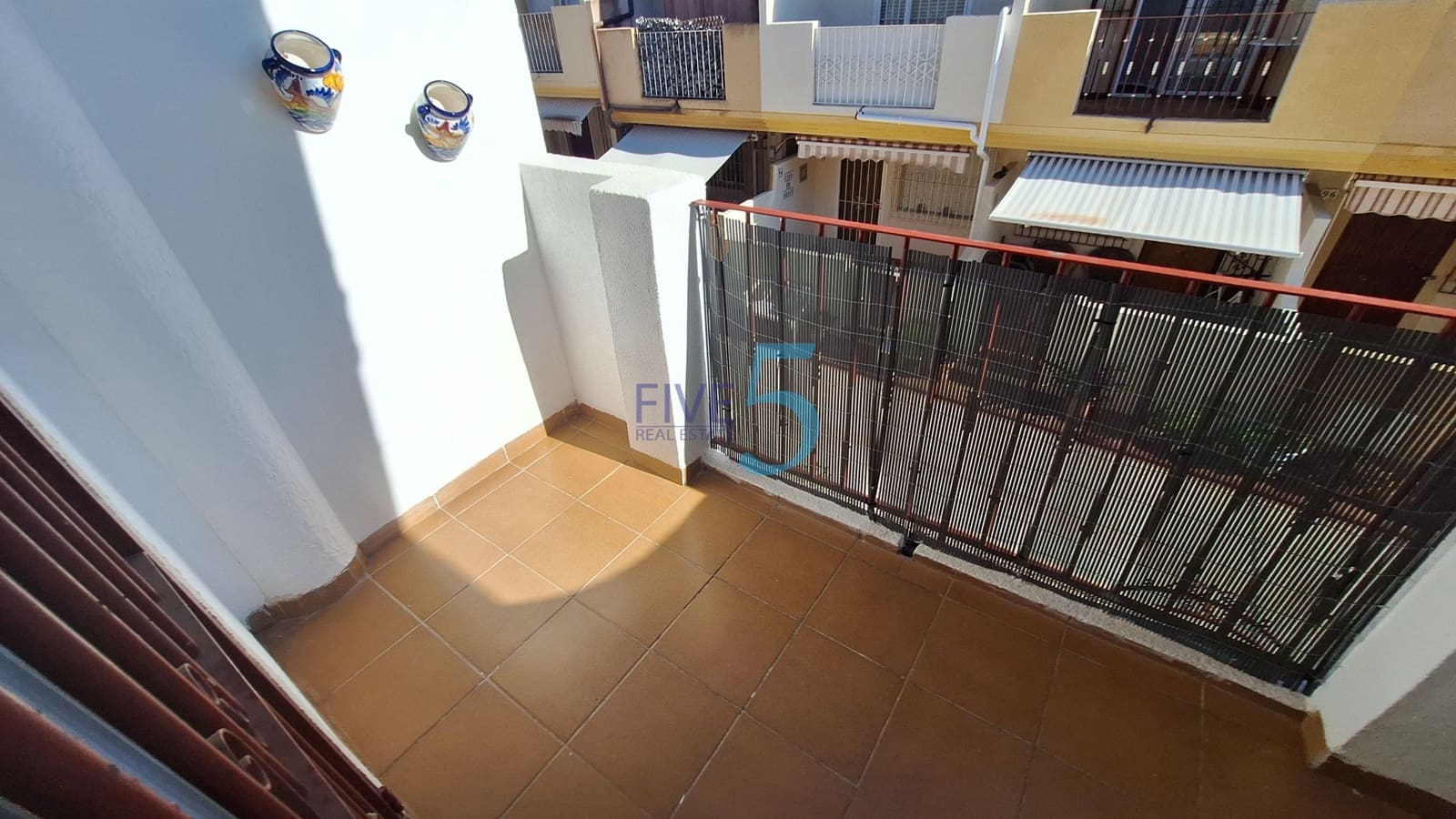 3 quarto Casa em Banda para venda em Playa Flamenca com piscina garagem - 220 000 € (Ref: 10101366)