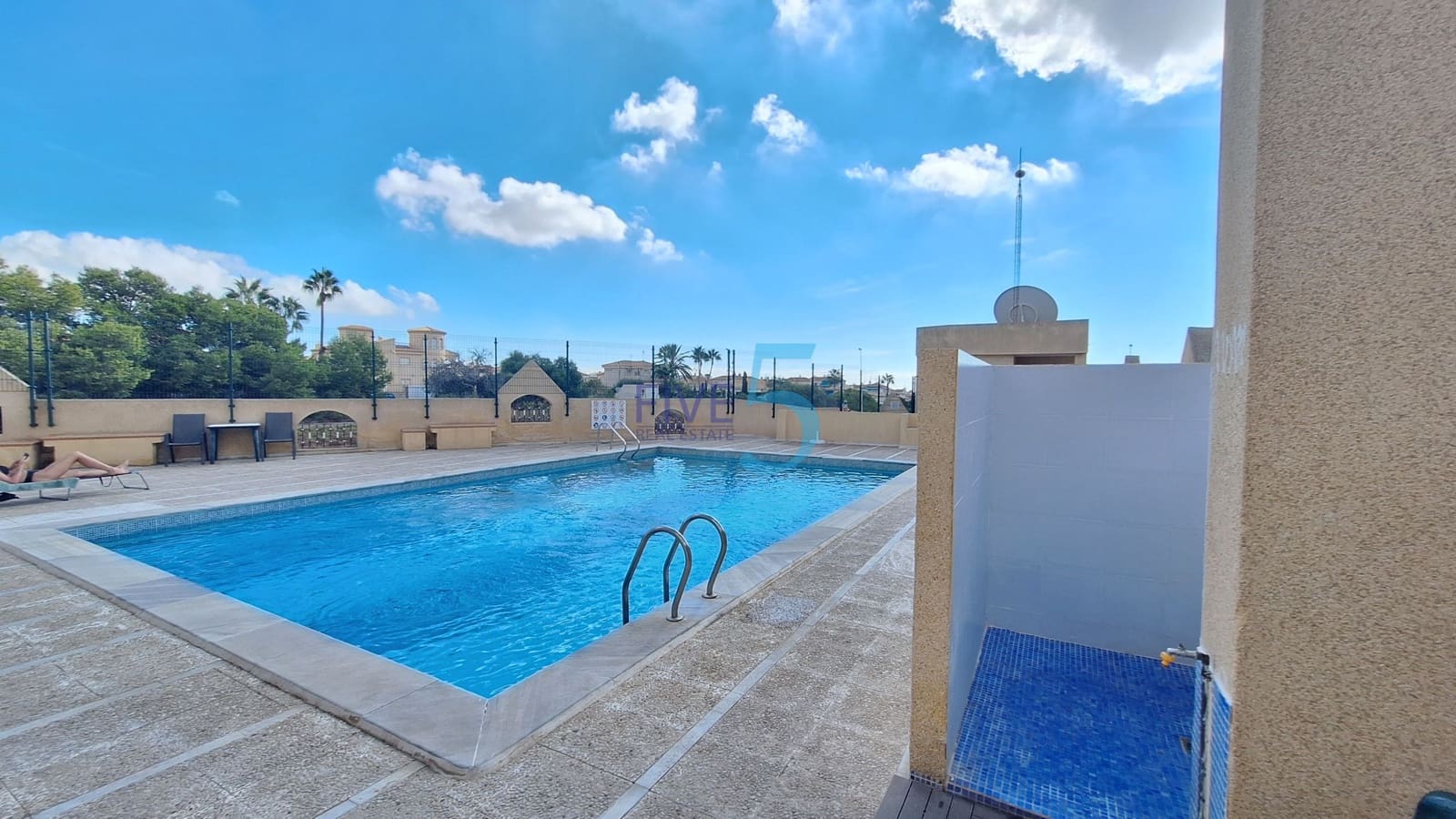 3 quarto Casa em Banda para venda em Playa Flamenca com piscina garagem - 220 000 € (Ref: 10101366)