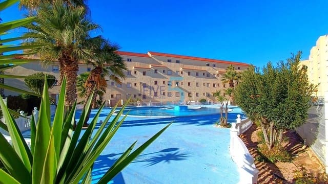 2 soveværelse Lejlighed til salg i Torrevieja med swimmingpool garage - € 129.950 (Ref: 10101368)